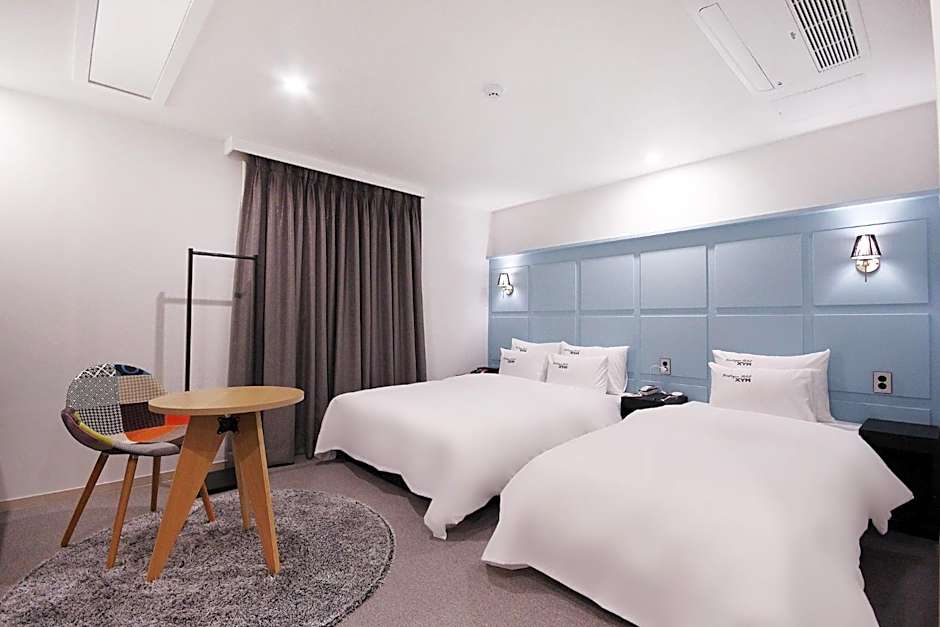 XYM Hotel Mundeok