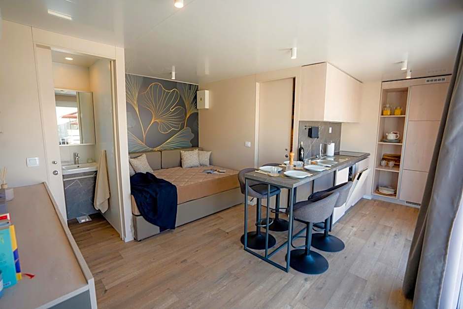 Mobile Homes Camp Perna - Adriatic Kampovi