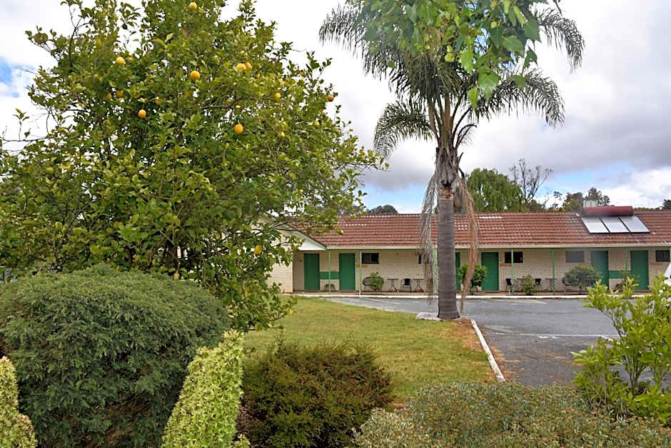 Mount Barker Valley Views Motel & Chalets, Western Australia
