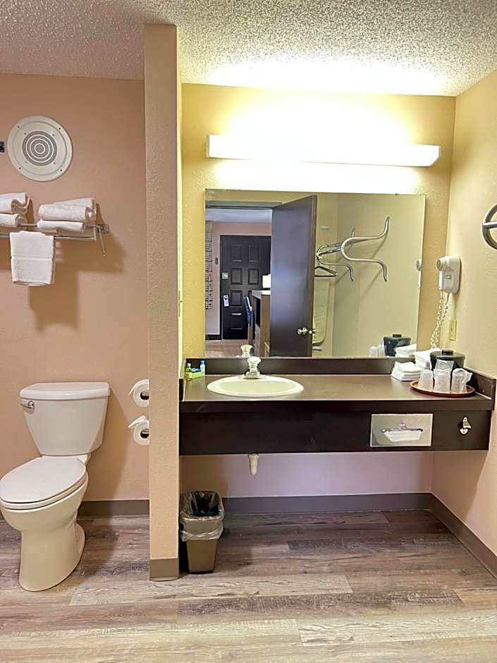 Viking Arms Inn - Ludington