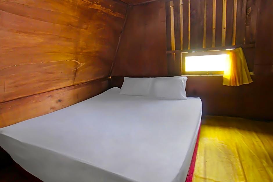 Hotel O Awenk Homestay Near SD Gunung Wakul