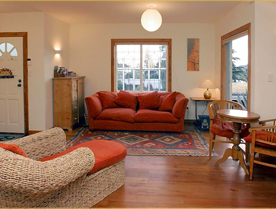 Joya Garden & Villa Studios