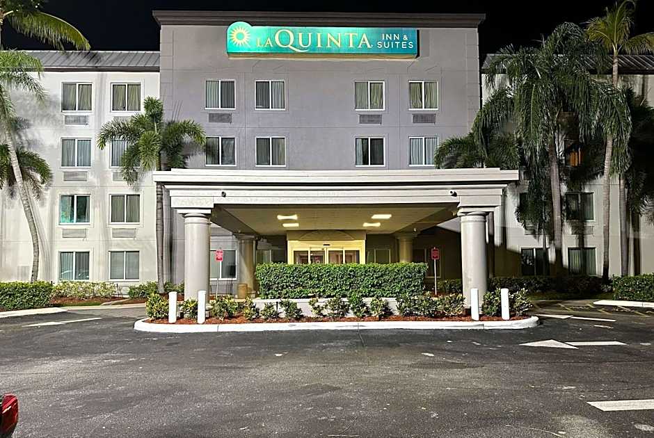 La Quinta Inn & Suites by Wyndham Sunrise Sawgrass Mills