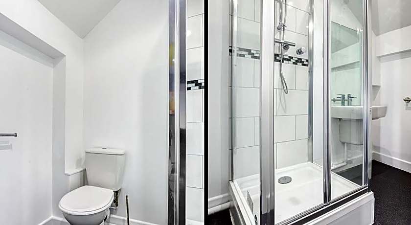 Townhouse PLUS @ 166 Edleston Road Crewe