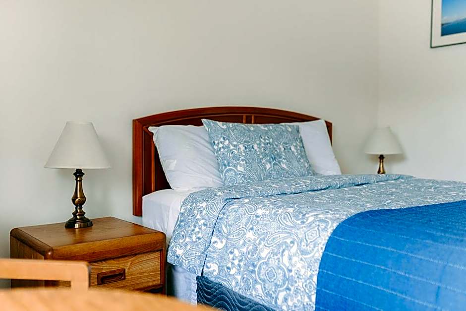 Blue Moon Motel