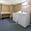 La Quinta Inn & Suites by Wyndham Dallas Arlington South