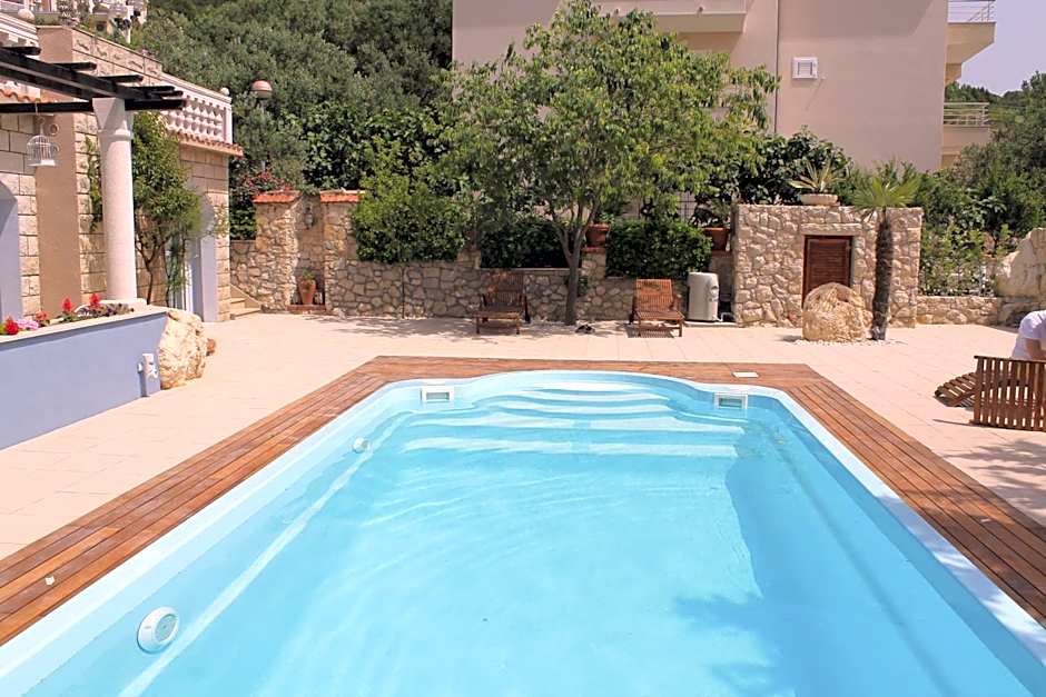 Villa Bougenvilia Tomas