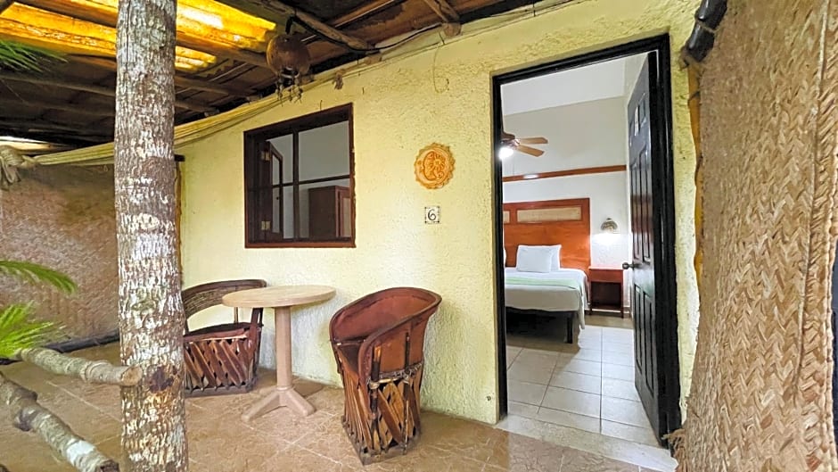 Hotel B&B by Playa del Karma