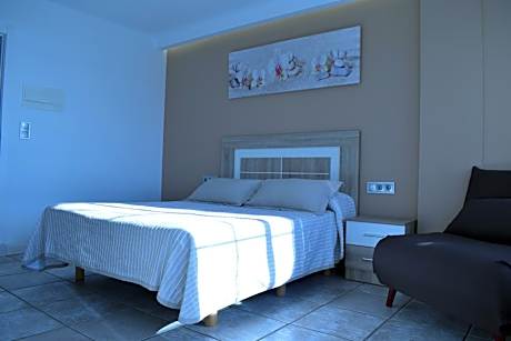 Triple Room with Sea View