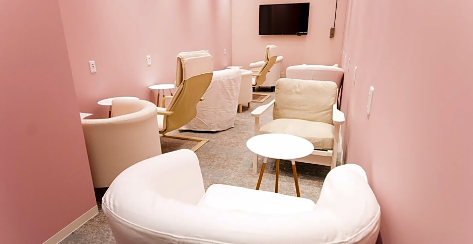 Akihabara Bay Hotel (Female Only)