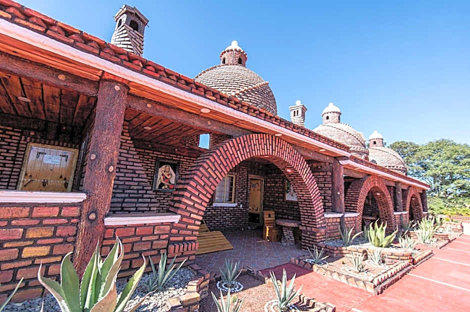 HOTEL & SPA LOS AGAVES Tepotzotlan