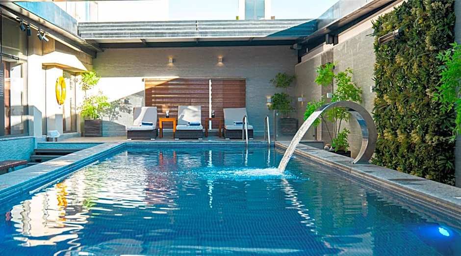 Lijam Hotel