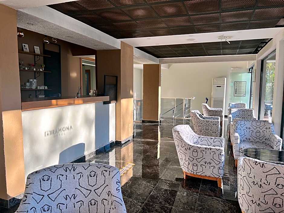 Ramona Lara Hotel