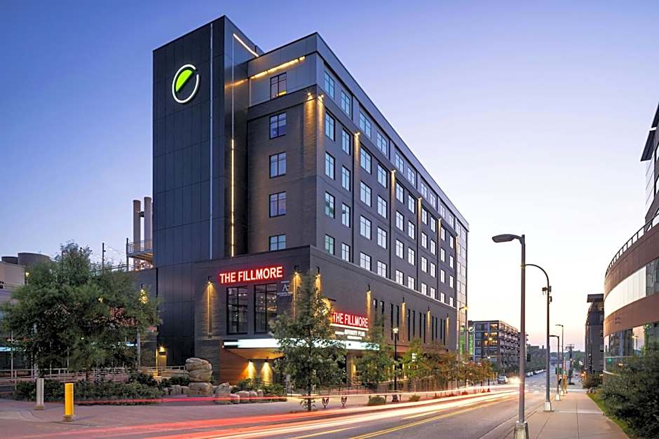 Element Minneapolis Downtown North Loop