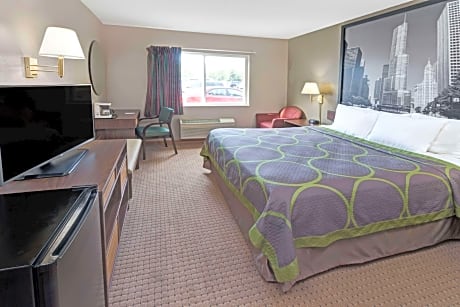 King Room - Disability Access - Non-Smoking
