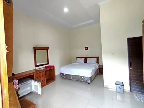 Family Room with Private Bathroom