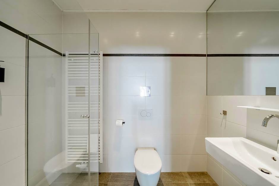 Self-Check-In Hotel Adlon