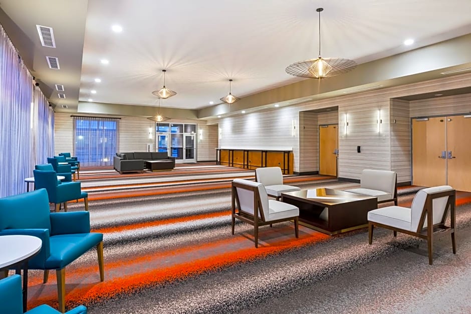 Holiday Inn & Suites - Toledo Southwest - Perrysburg