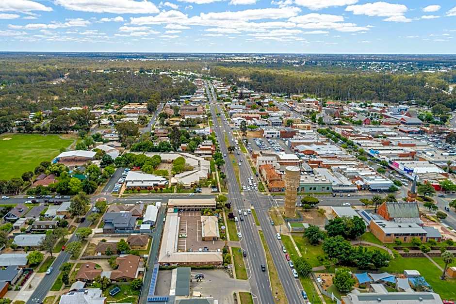The Settlement Historic Hotel