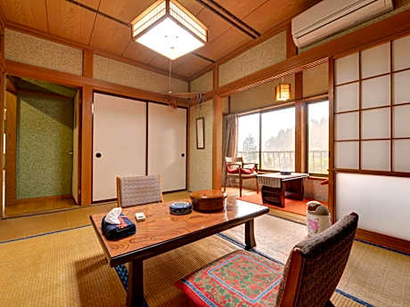 Triple Room with Shared Toilet