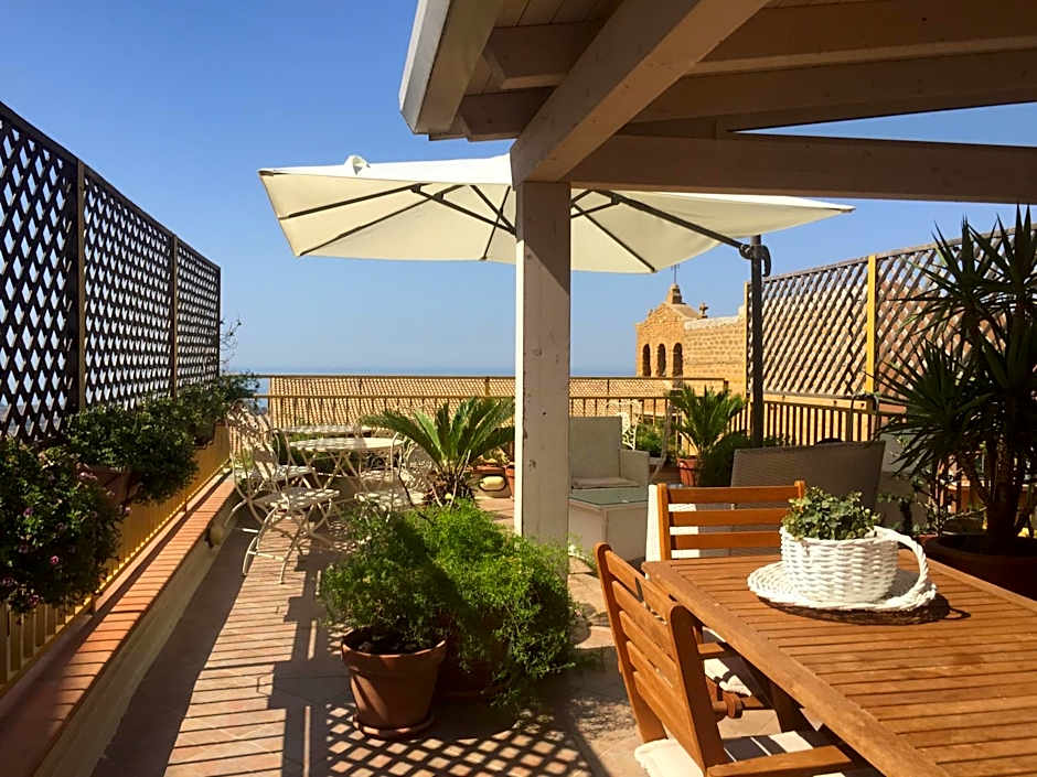 PortAtenea - Atenea Collection