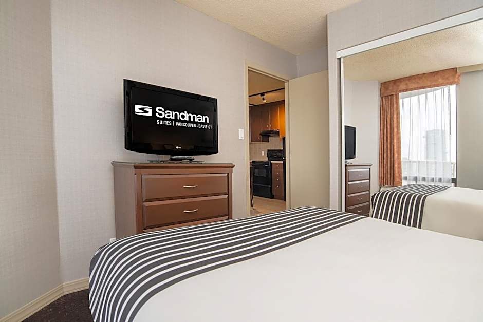 Sandman Suites Vancouver on Davie