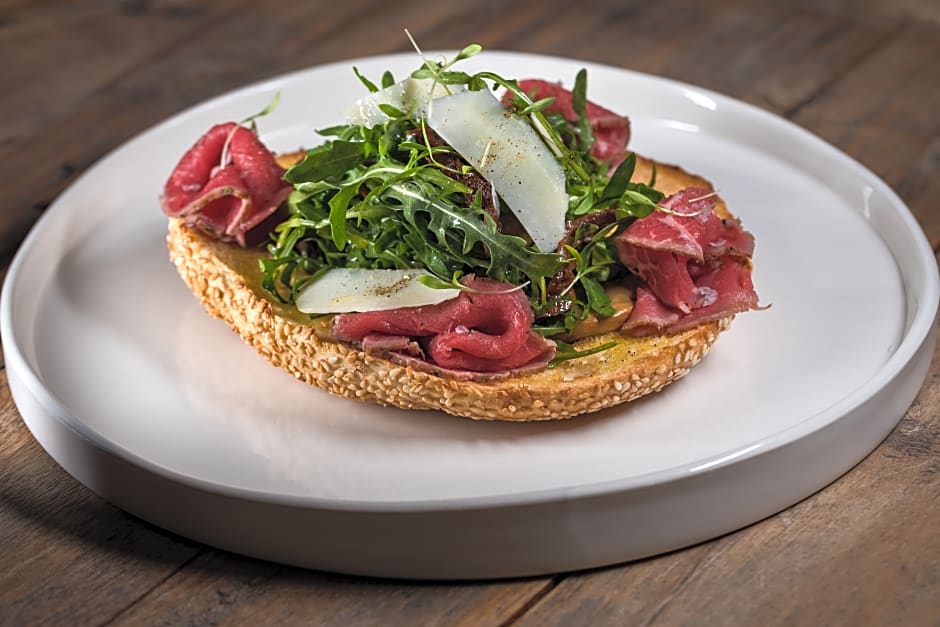 Mythical Blue Luxury Suites