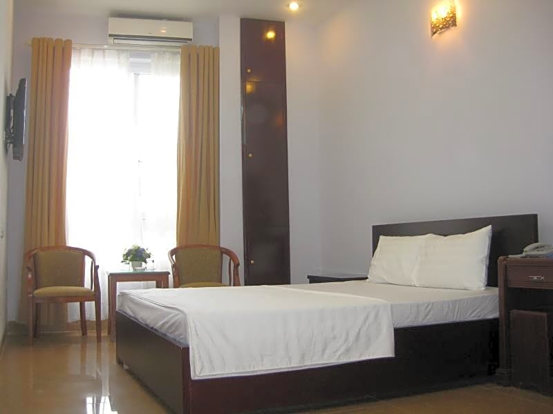 Nhiet Doi Hotel – Tuy Hòa, IL