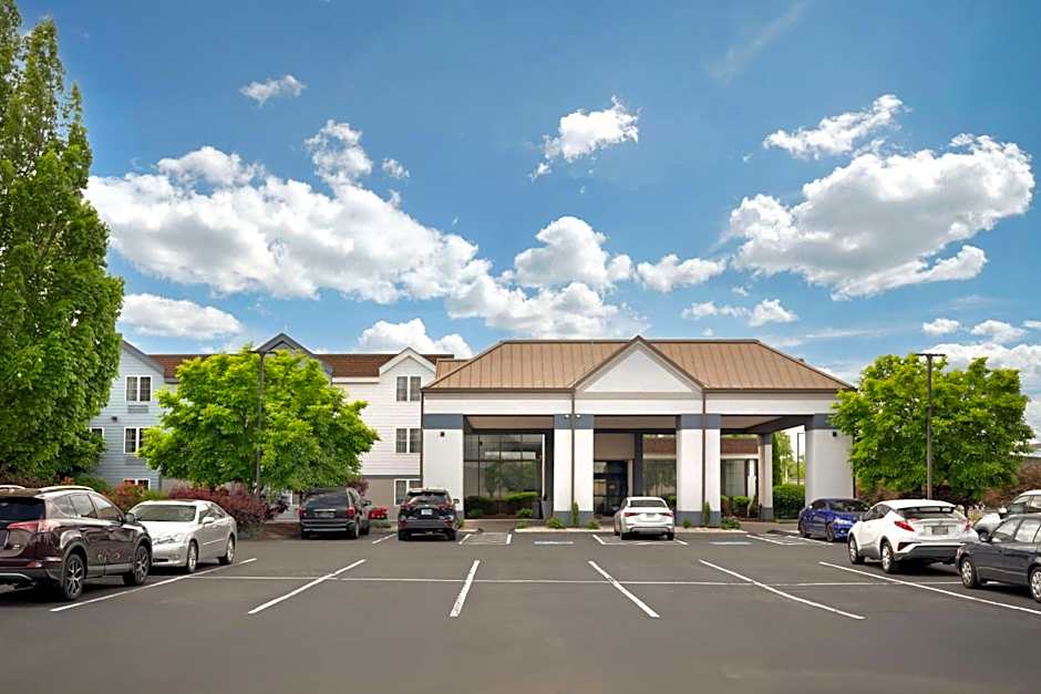 Best Western Hartford Hotel & Suites