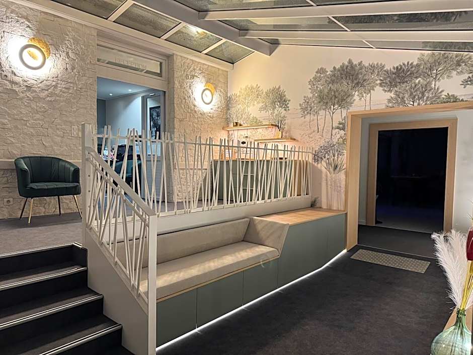 Hôtel Calme Des Pins & Spa