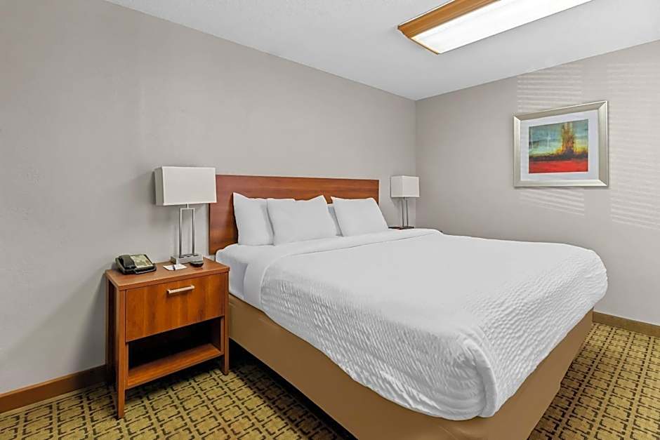 Clarion Inn Cranberry Township