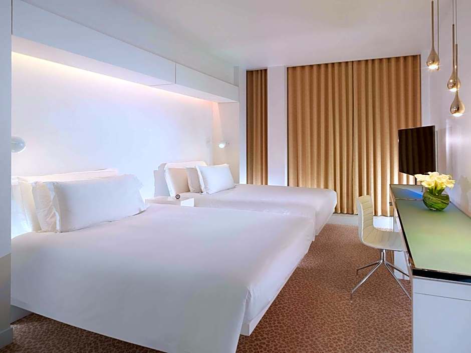 St Martins Lane London