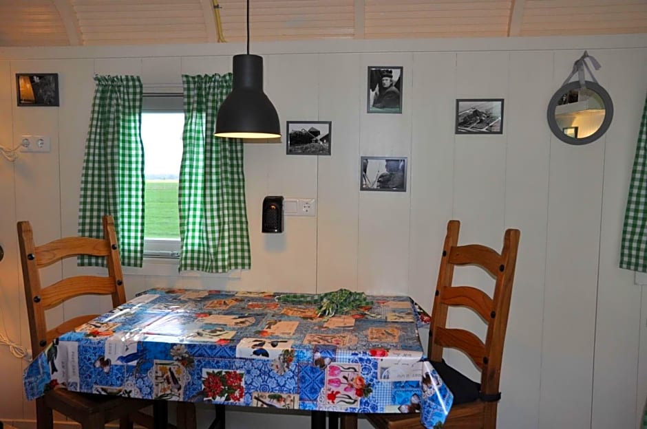 Your nice waggon at the Cow's Paradise