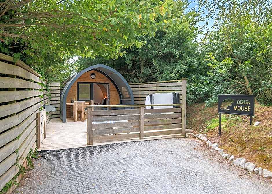 Henfields Country Retreat