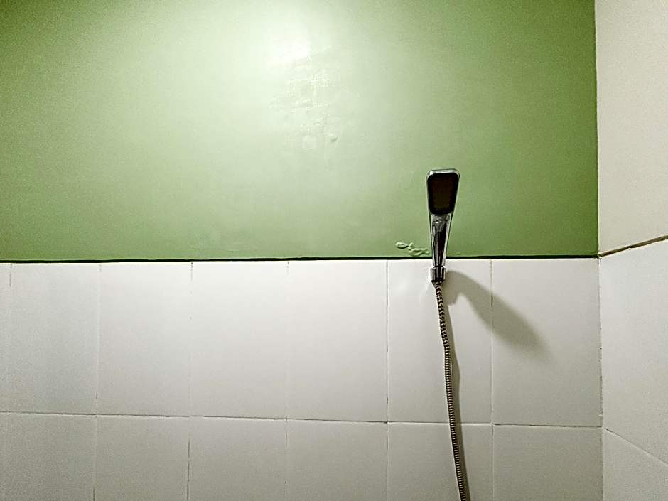 RedDoorz near Taman Krida Budaya Malang