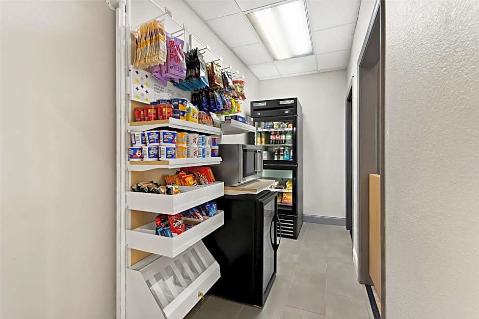 Spark by Hilton Panama City Beach