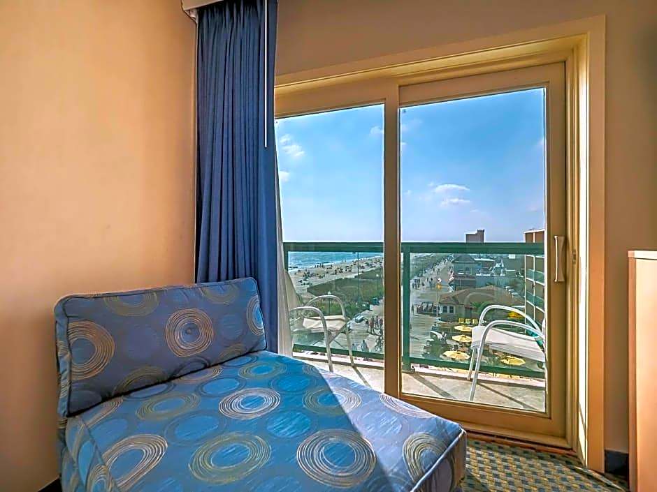 Atlantic Sands Hotel and Conference Center
