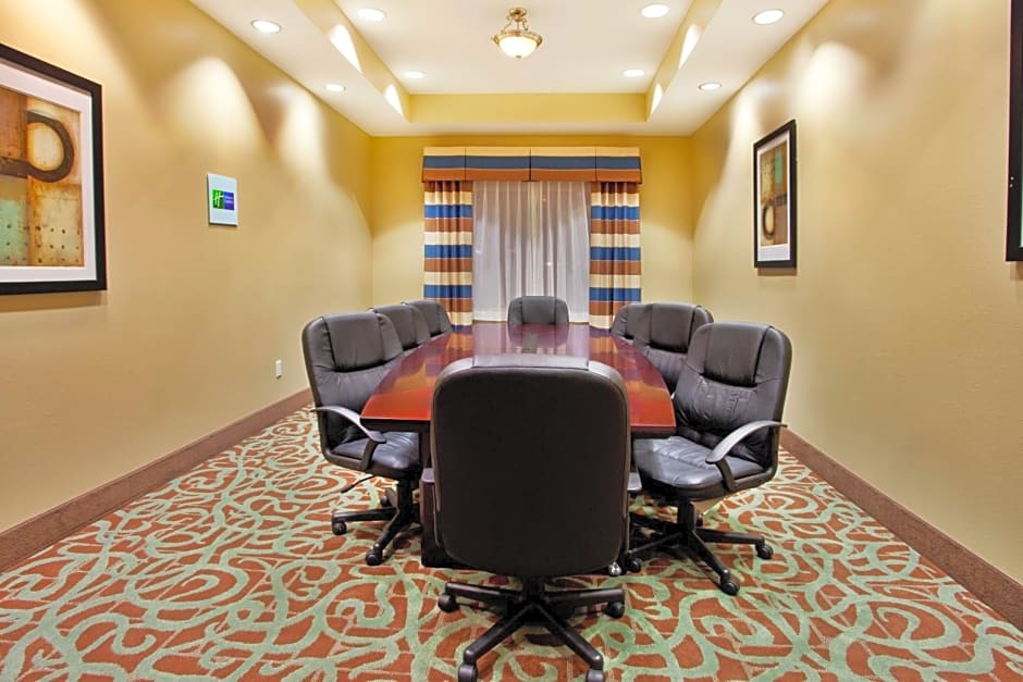 Holiday Inn Express Eunice Hotel By IHG