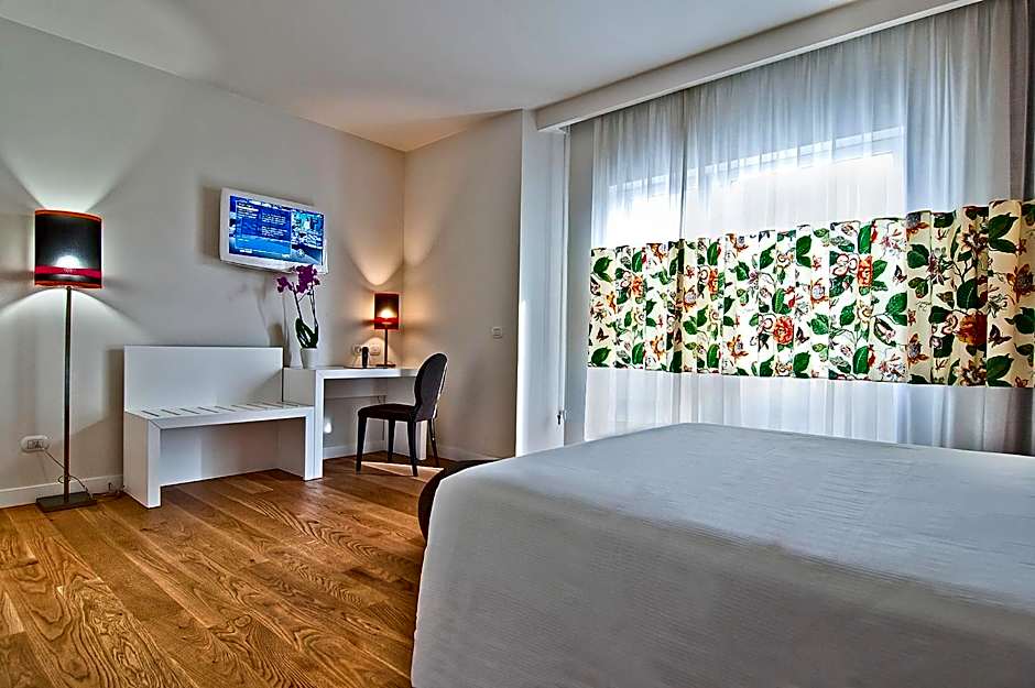 Hotel Caravel