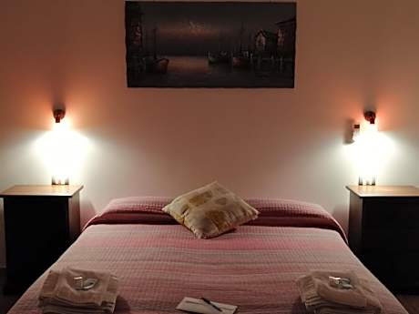 Triple Room with Shared Bathroom