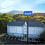Rodeway Inn & Suites