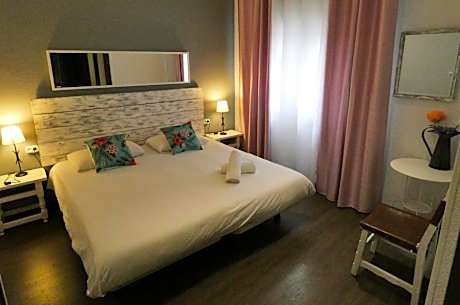 Interior Double Room