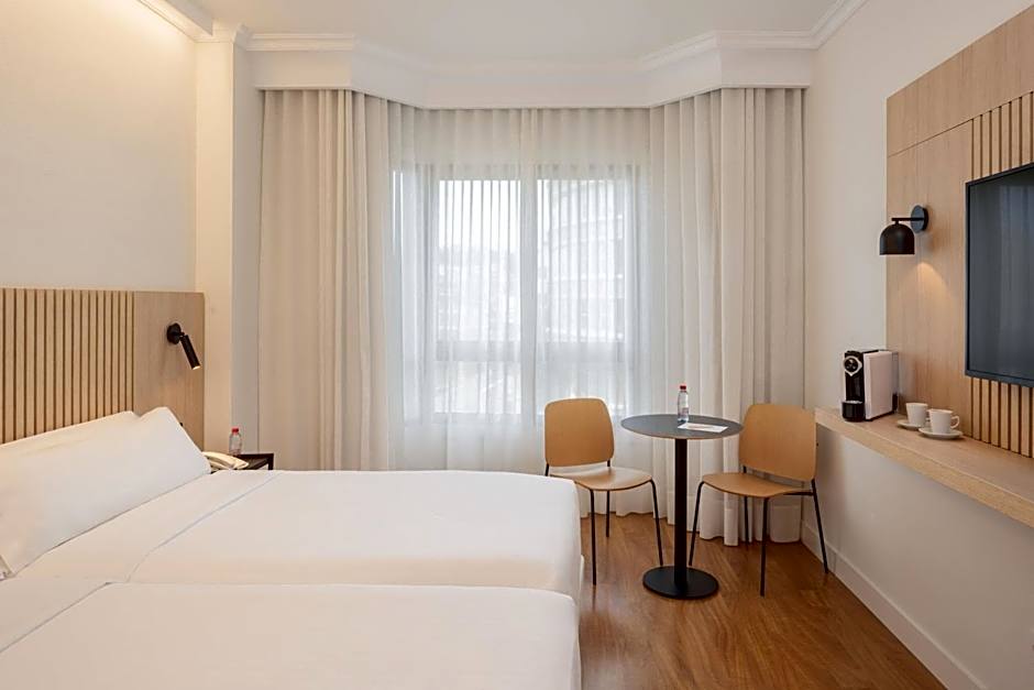 Hotel Vigo Los Galeones Affiliated by Melia