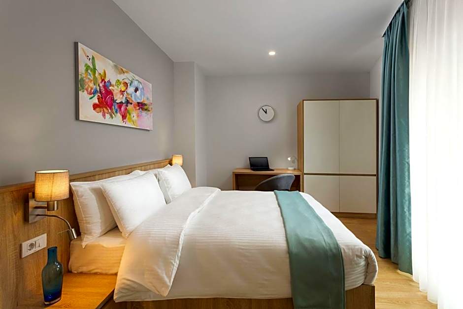 Athina Suites Hotel