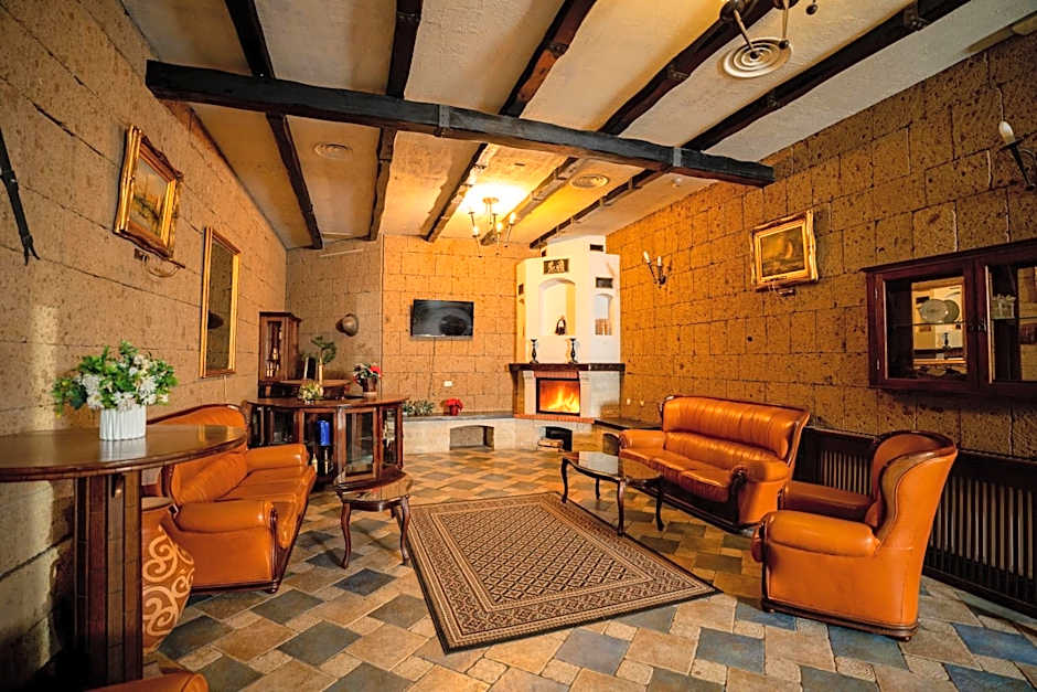 House of Dracula Hotel