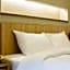 Traveller Inn - Book Haus