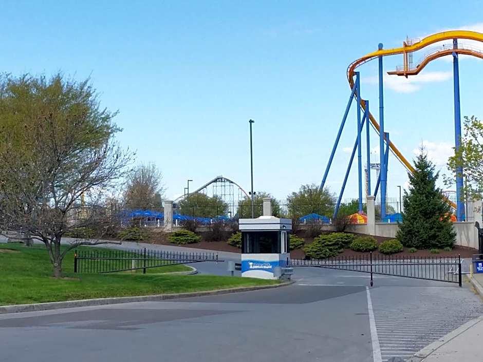 Holiday Inn Express & Suites Allentown-Dorney Park Area By IHG