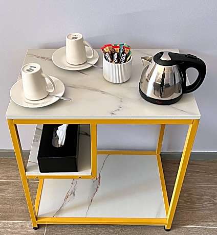 King Room - Shared Bathroom