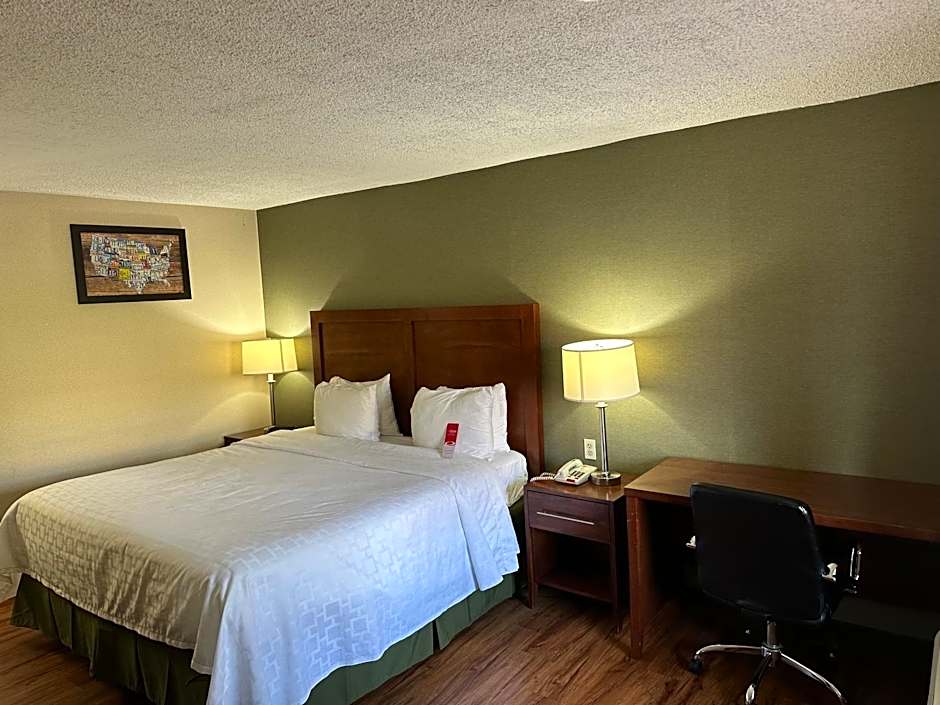 Econo Lodge Huntington - Barboursville University Area