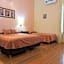 Hotel Reina